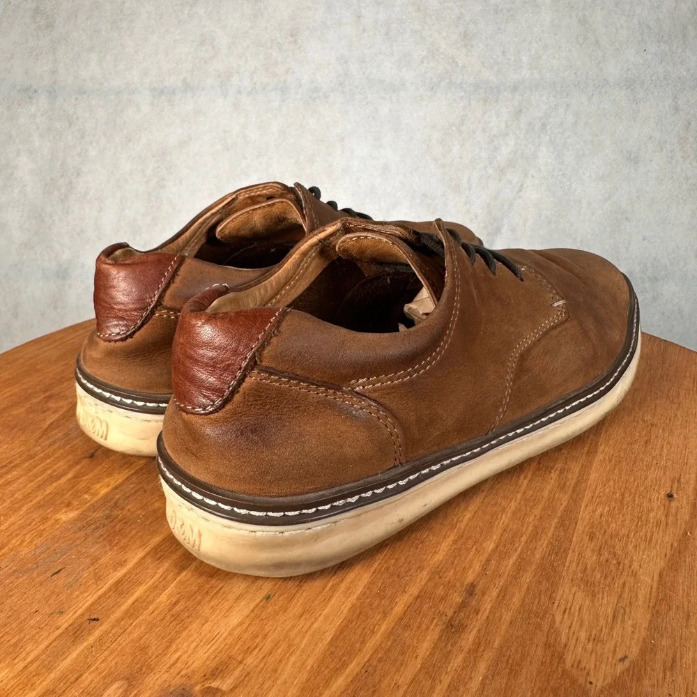 Johnston & Murphy McGuffey Derby Mens 9.5 Brown Good Nubuck Plain Toe Shoes